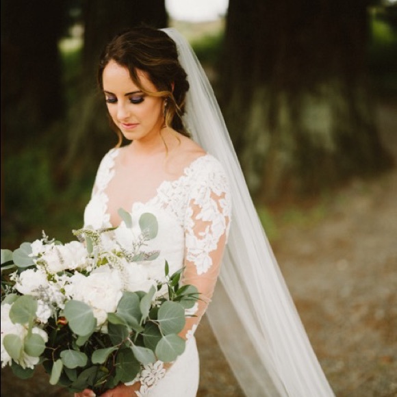 Meet your Posher, Kelsea - Picture 1 of 1